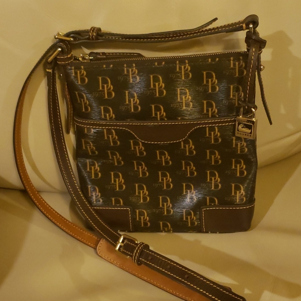 Dooney Bourke Greta Crossbody